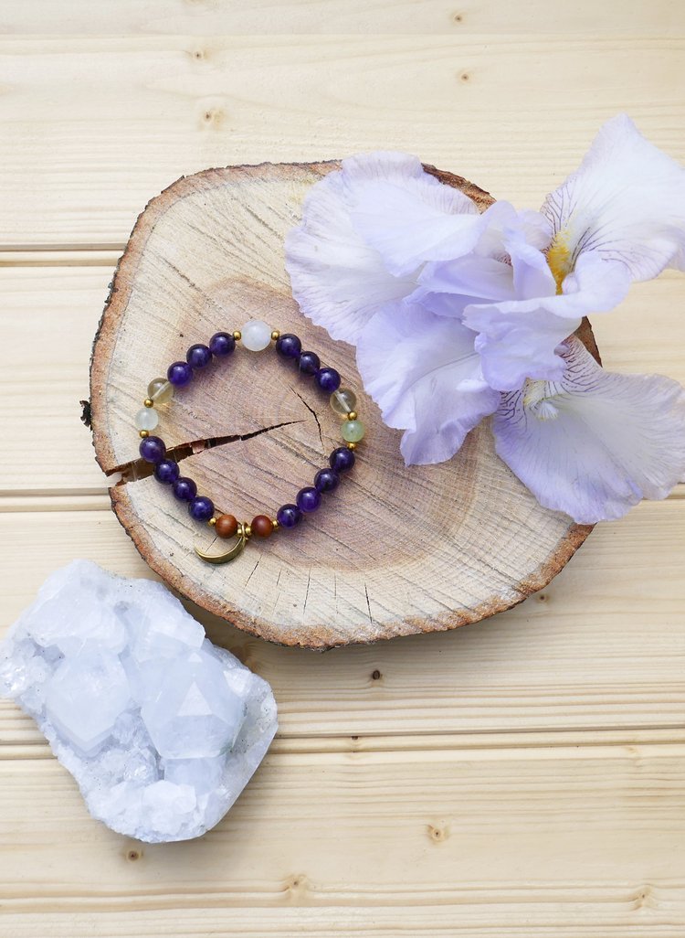 How to Choose and Use Your Mala Beads - Kati Kaia - UK